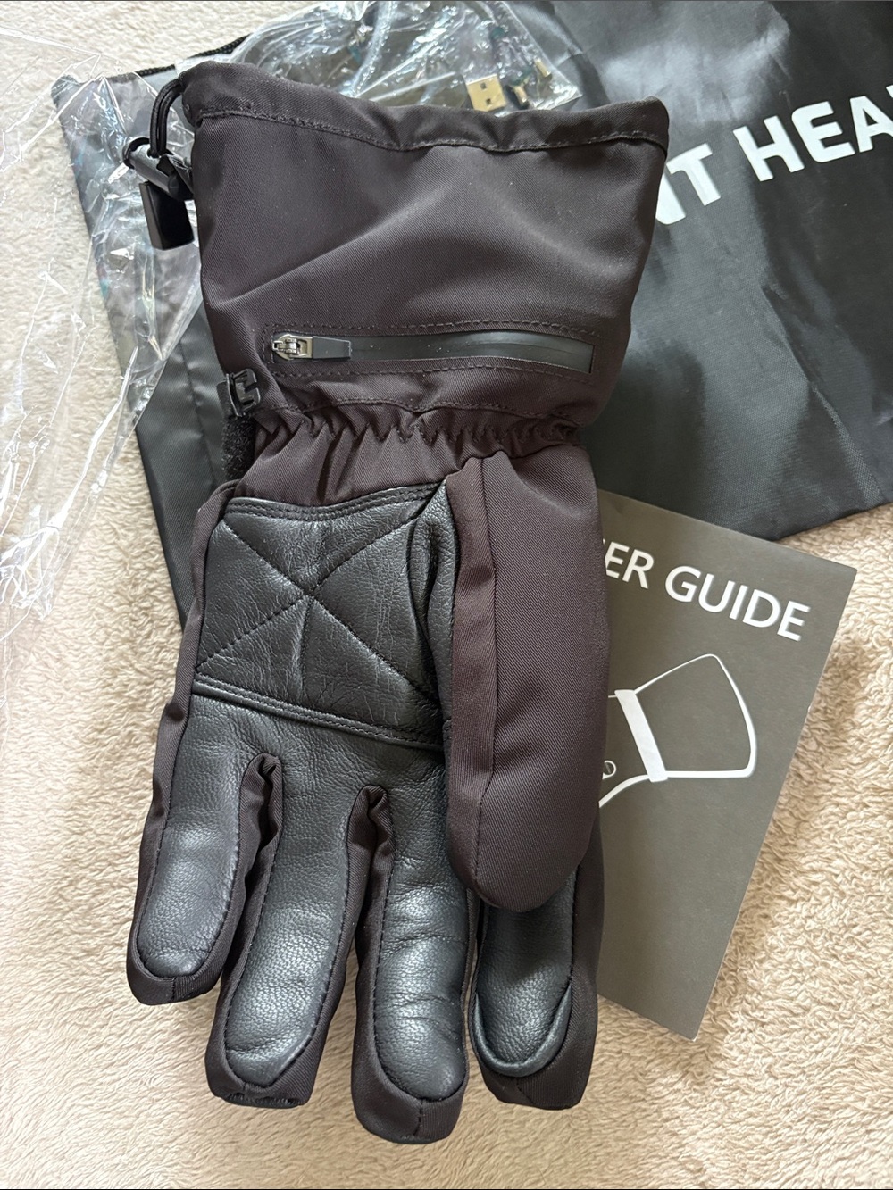 Intelligent Heating Men's Heated Gloves - Black - Picture 5 of 8